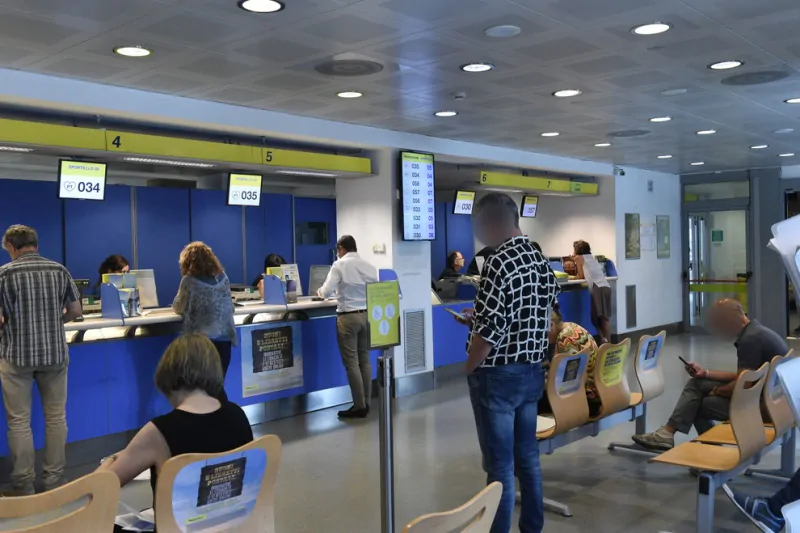 Poste italiane, a novembre bonus da 1000 euro ai dipendenti