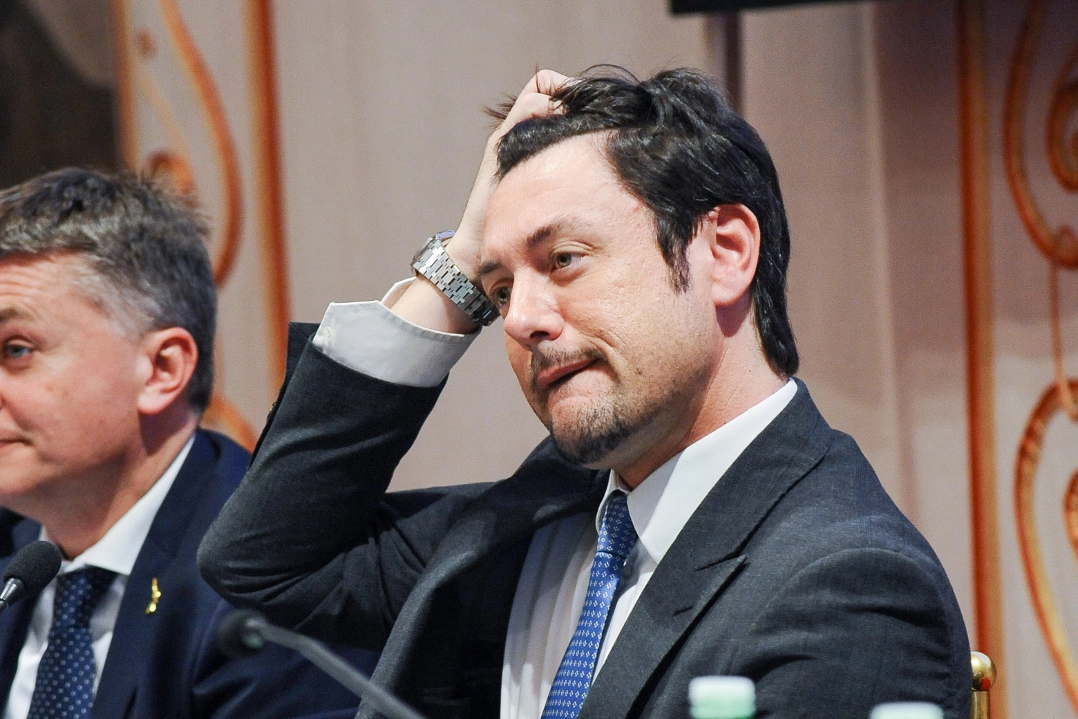 Cosa comporterebbe il ritorno di Andrea Giambruno in Mediaset? 4 Cosa comporterebbe il ritorno di Andrea Giambruno in Mediaset? 3