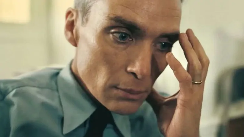 Oppenheimer_Cillian Murphy_