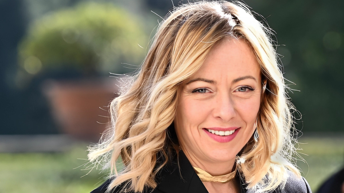 Meloni presenta riforma fiscale "L'Italia la aspettava"