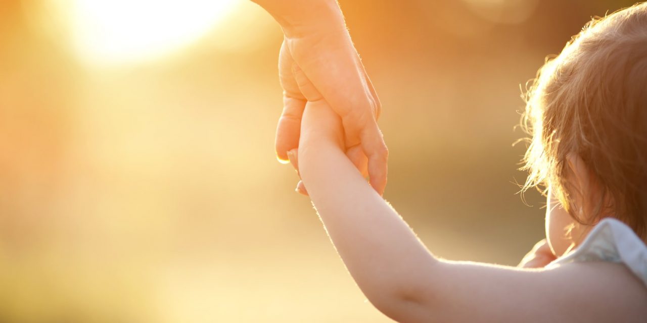 Chi sono i genitori guscio d'uovo e come evitare di diventarlo 3