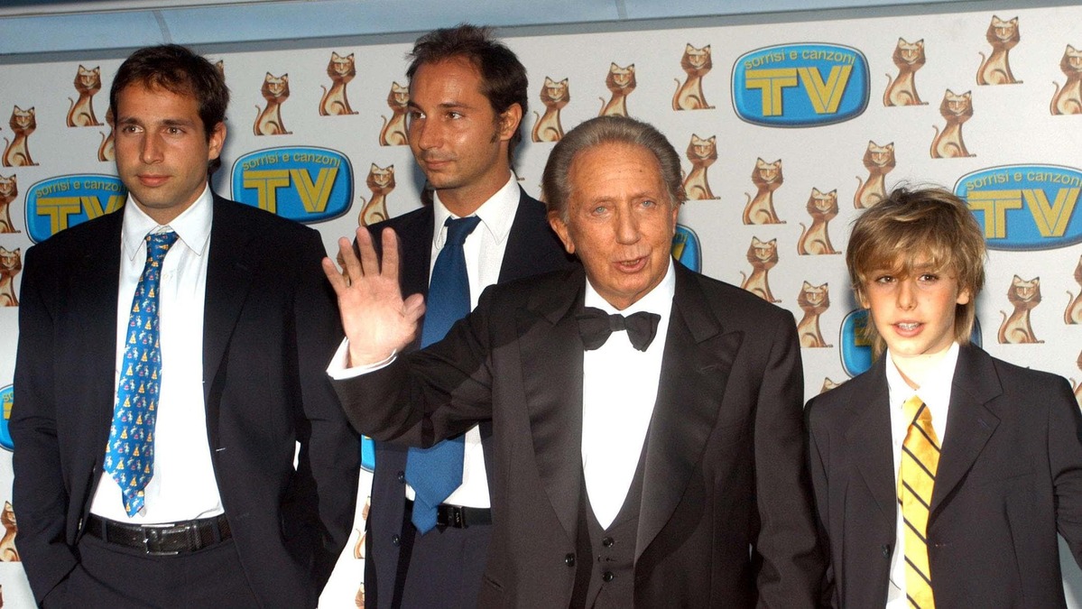 Mike Bongiorno, chi sono Nicolò, Leonardo e Michele, figli del conduttore e di Daniela Zuccoli? 3