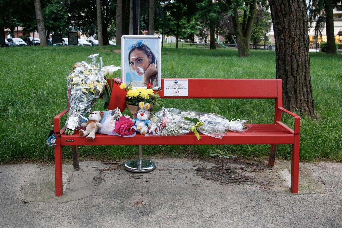 Giulia Tramontano, la nipote nata oggi si chiama come lei: "Nel tuo nome un legame d'amore che il tempo non spezza" 4 Giulia Tramontano, la nipote nata oggi si chiama come lei: "Nel tuo nome un legame d'amore che il tempo non spezza" 3