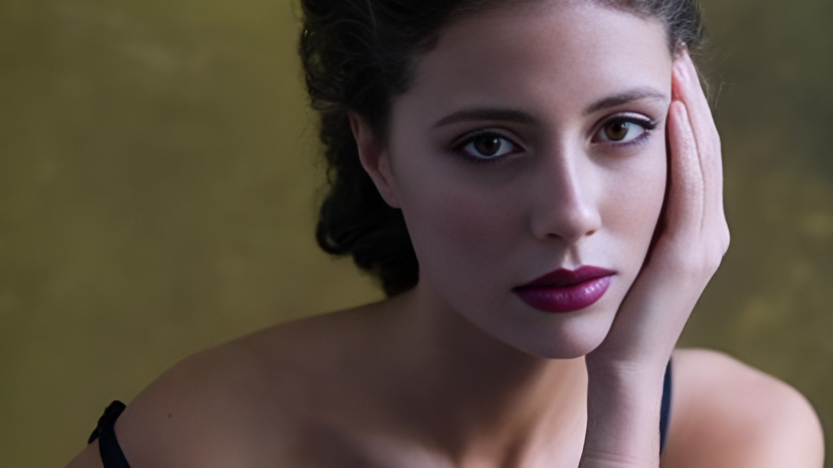 Chi è Celeste Dalla Porta, protagonista di Parthenope, dalla passerella al red carpet? 5 Chi è Celeste Dalla Porta, protagonista di Parthenope, dalla passerella al red carpet? 4