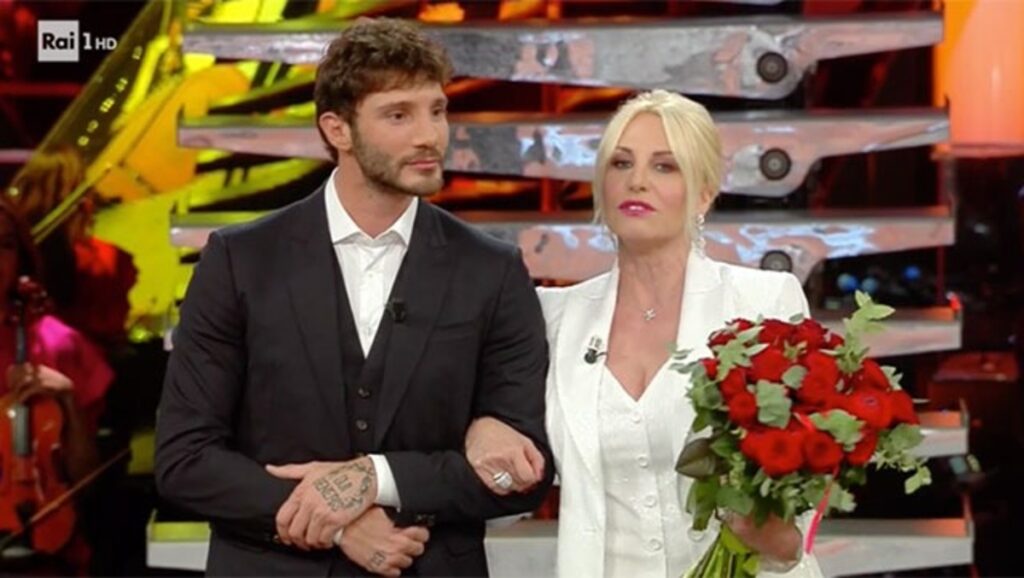 stefano de martino e antonella clerici, show su Rai 1 in vista del Giubileo 