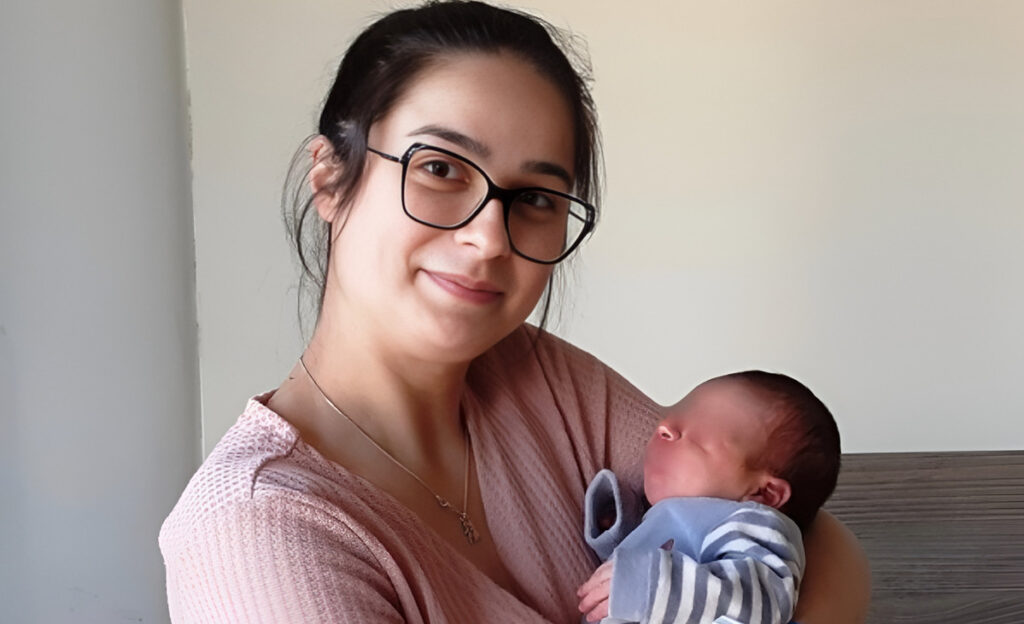 mirabel, prima bimba nata con la camicia nel 2025 con mamma Martina