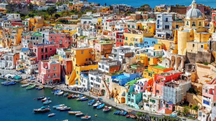 Procida, Capitale della Cultura nel 2022.