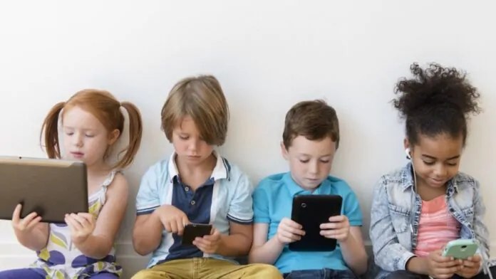 Idee per ridurre l’esposizione digitale dei bambini.