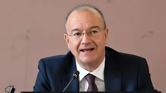 ministro valditara agevolazioni docenti fuorisede