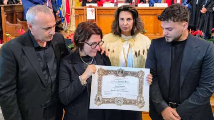 sara campanella laurea alla memoria sara campanella laurea alla memoria