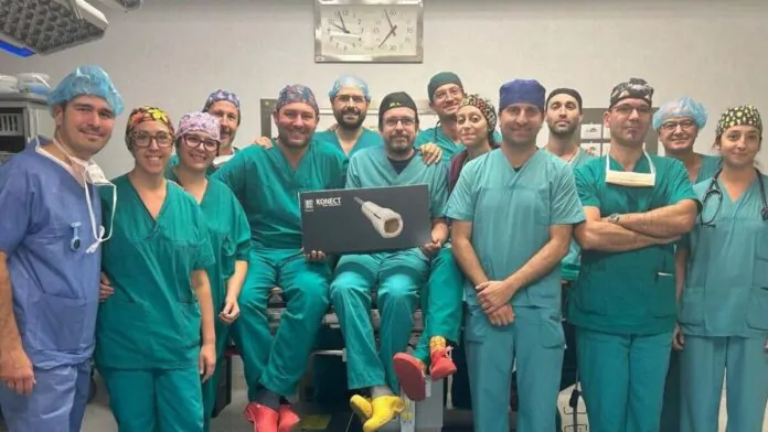 protesi aortica in uomo con cuore a destra